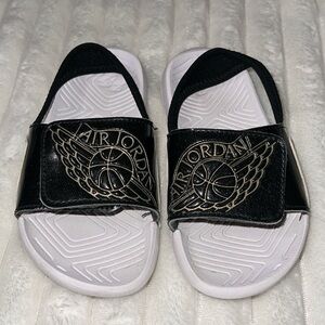 Jordan Sandals | Size 8-8.5 Kids